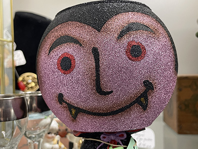 vampire antiques